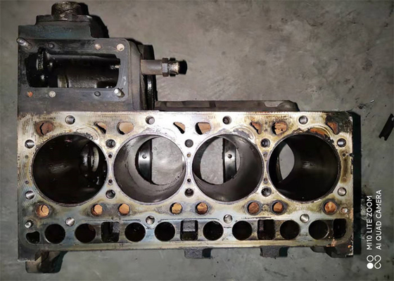 Bloques de motor usados diesel V2203 para la refrigeración por agua Kubota del excavador KX155